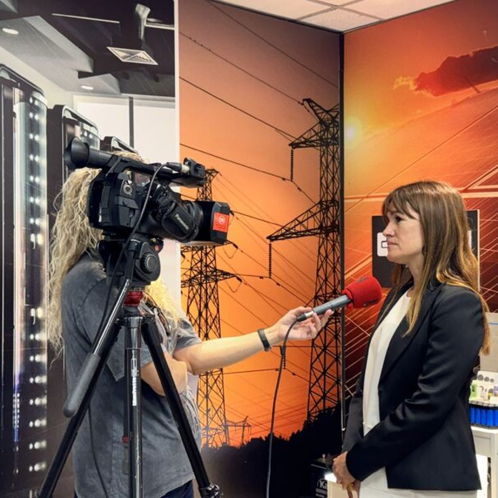 Entrevista televisiva en TV L’Hospitalet, en la que se aborda el impacto que los aranceles impuestos por Estados Unidos están teniendo sobre las empresas catalanas con actividad internacional